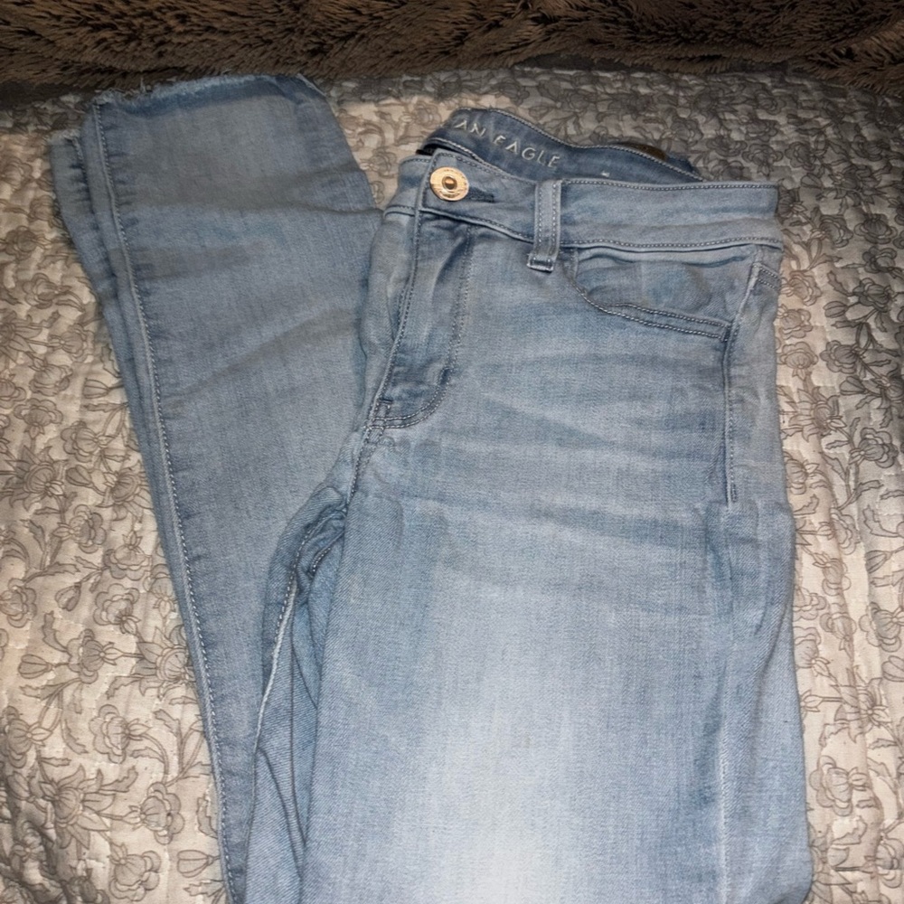 American Eagle Outfitters Light Blue Skinny Jeans